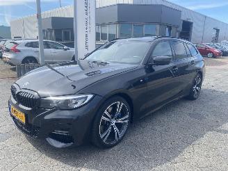 damaged commercial vehicles BMW 3-serie Touring 330d M xDrive High Executive AUTOMAAT 2020/7