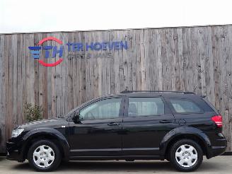 damaged commercial vehicles Dodge Journey 2.0 CRD 7-Persoons Klima Cruise 103KW Euro 4 2009/4