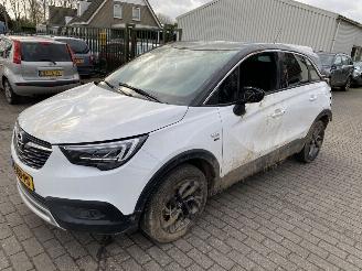 Unfall Kfz Wohnmobil Opel Crossland X 1.2   ( 120 uitvoering ) 2019/11
