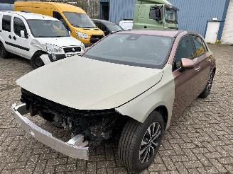 škoda strojů Mercedes A-klasse 180  Automaat   ( 11201 KM ) 2022/6