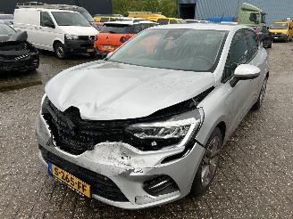 Voiture accidenté Renault Clio 1.0 TCE Intens 2020/10