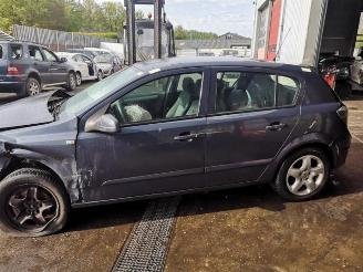 Vaurioauto  commercial vehicles Opel Astra Astra H (L48), Hatchback 5-drs, 2004 / 2014 1.4 16V Twinport 2008/1