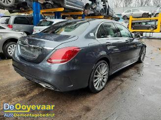 Voiture accidenté Mercedes C-klasse C (W205), Sedan, 2013 C-180 1.6 16V 2015/4