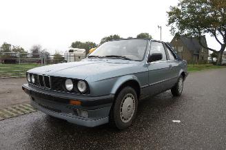 Salvage car BMW 3-serie 318 I BAUR TC 1987/12