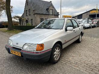 Vaurioauto  commercial vehicles Ford Sierra 2.0i CL Optima 1990/2