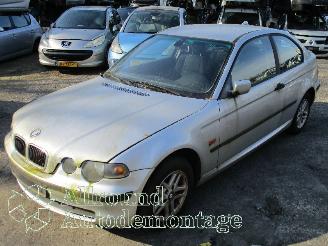Schadeauto BMW 3-serie 3 serie Compact (E46/5) Hatchback 316ti 16V (N42-B18A) [85kW]  (06-200=
1/02-2005) 2002/4