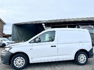 demontáž osobní automobily Volkswagen Caddy Cargo 2.0 TDI 75pk 6-bak Eco.Business - nap - clima - cruise - lichtsensor - Apple CarPlay + Android - stuurbediening 2024/1