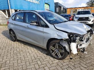 škoda dodávky BMW 2-serie ACTIVE TOURDER 1.5 225XE E DRIVE AUT plug in hybride 4x4 2017/2