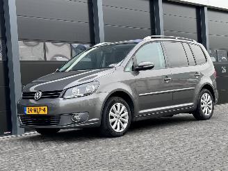 disassembly commercial vehicles Volkswagen Touran 1.6 TDI Navi 7-PERS 2010/10
