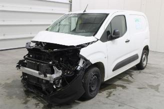 disassembly passenger cars Opel Combo  2022/3