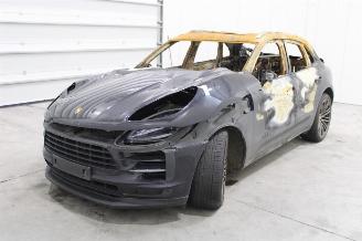 Schade bestelwagen Porsche Macan  2019/7