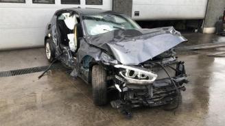 uszkodzony samochody ciężarowe BMW 1-serie 1 serie (F20), Hatchback 5-drs, 2011 / 2019 118i 1.5 TwinPower 12V 2018/5
