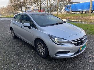 dommages motocyclettes  Opel Astra 1.0 Online Edition 2018 NAVI! 88.000 KM NAP! 2018/5