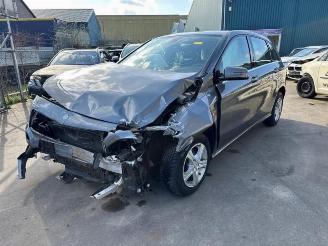 Voiture accidenté Mercedes B-klasse B (W246,242), Hatchback, 2011 / 2018 1.6 B-180 BlueEFFICIENCY Turbo 16V 2014/1